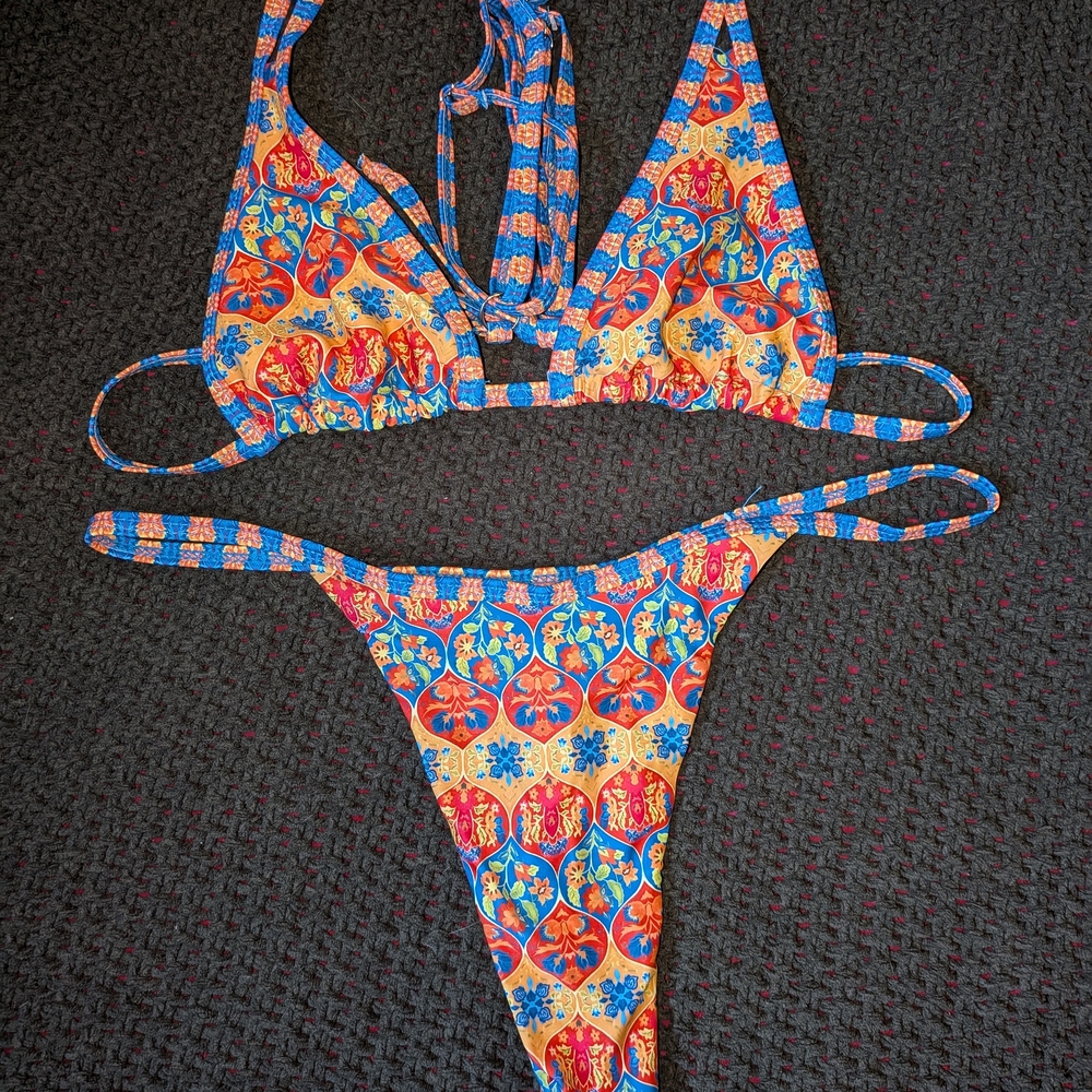 Colorful Cheeky Triangle Bikini - Picture 2 of 2